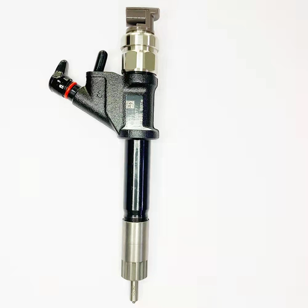 Genuine and New Common Rail Fuel Injector 095000-8871 Spare Parts for Sinotruk HOWO A7